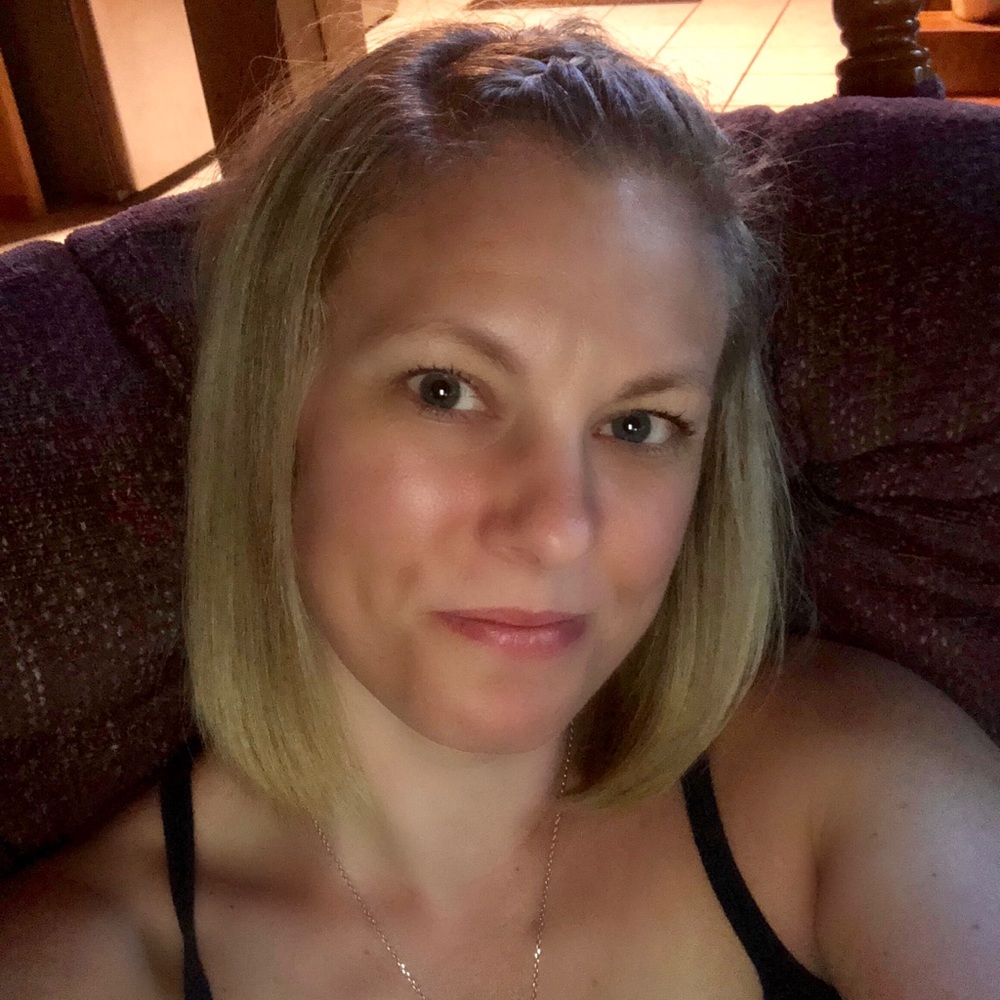 Meet your Posher, Maeghan